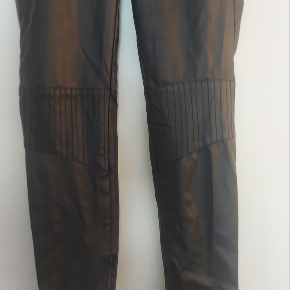 Forever 21 faux leather pants - Picture 2 of 7